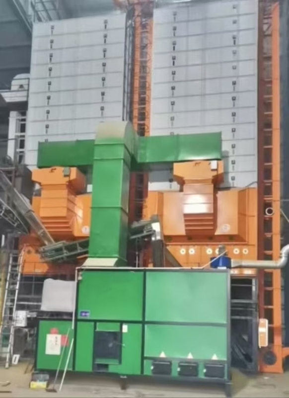 Macchine per asciugare i cereali ad alta efficienza da 2 set di 30 tonnellate per lotto con forno a biomassa