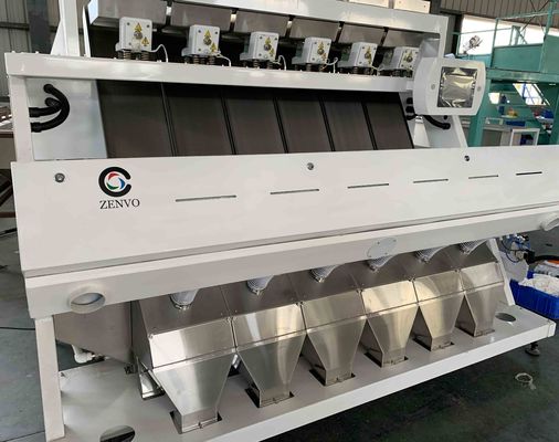 Il sensore 6 di TOSHIBA fa scendere la macchina per mezzo di uno scivolo del selezionatore di colore del CCD per le arachidi